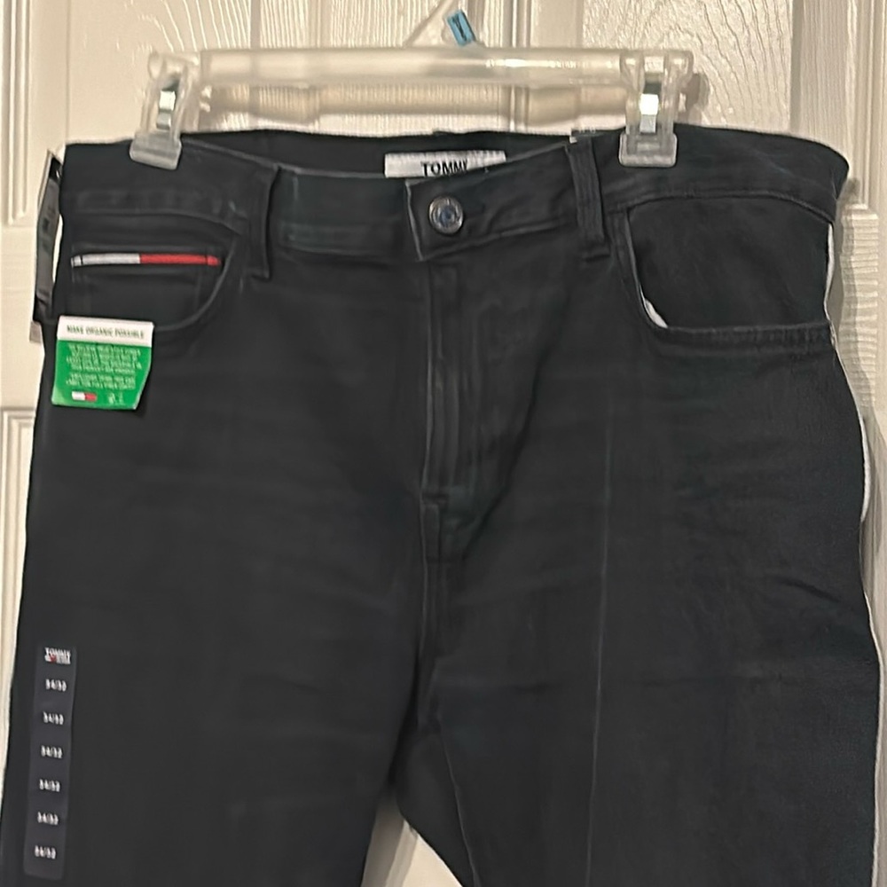 12. Men’s Tommy Hilfiger Stretch Slim Pants NWT Size: 34Wx32L